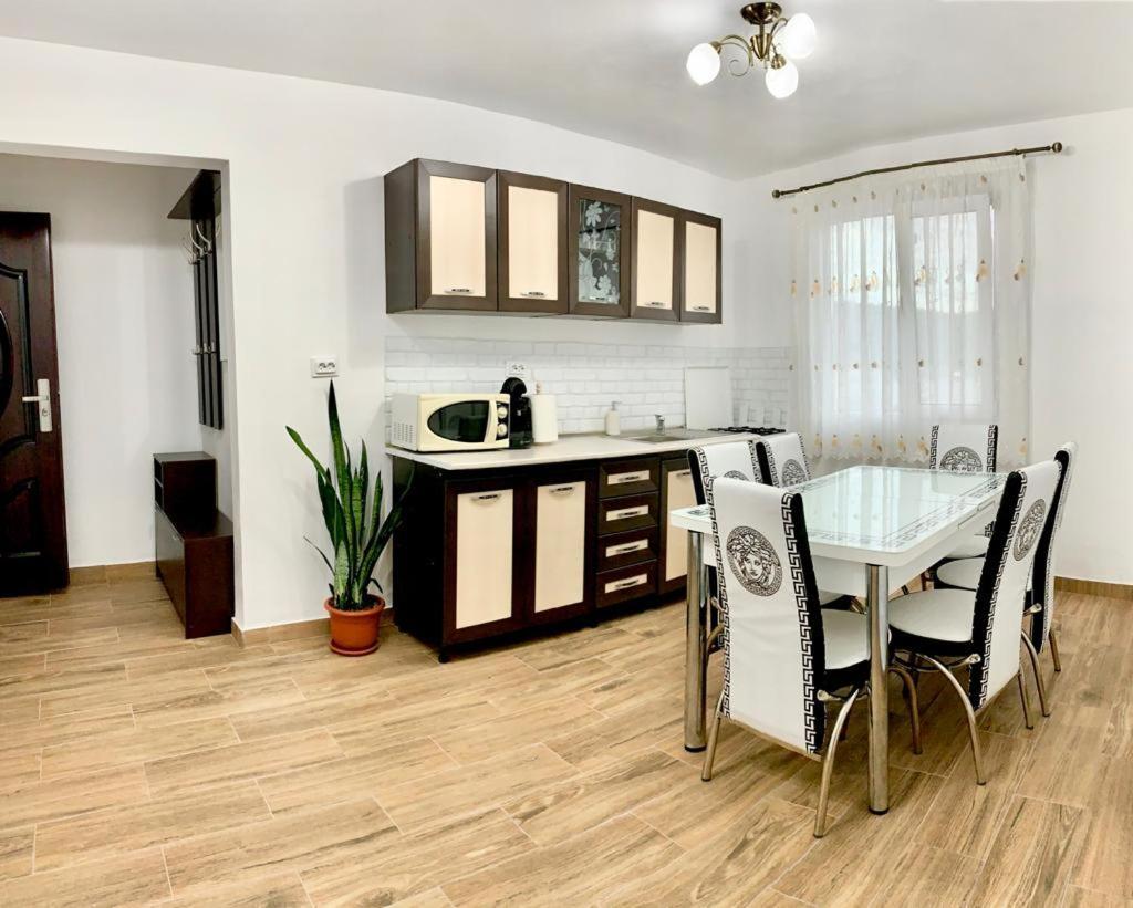 Cazare Apartament Orsova Apartment Exterior photo